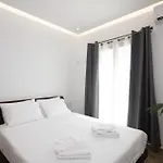 Maistros Mykonos *