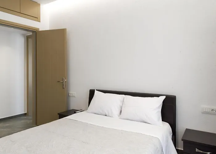 Maistros Mykonos * Ftelia (Mykonos)